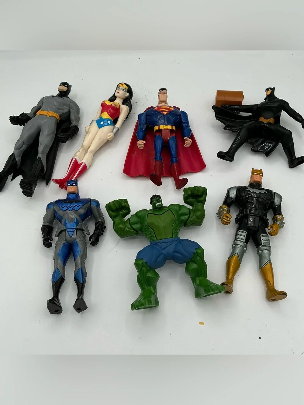Mixed Superhero Action Figures Set - DC & Marvel Characters - Multicolor